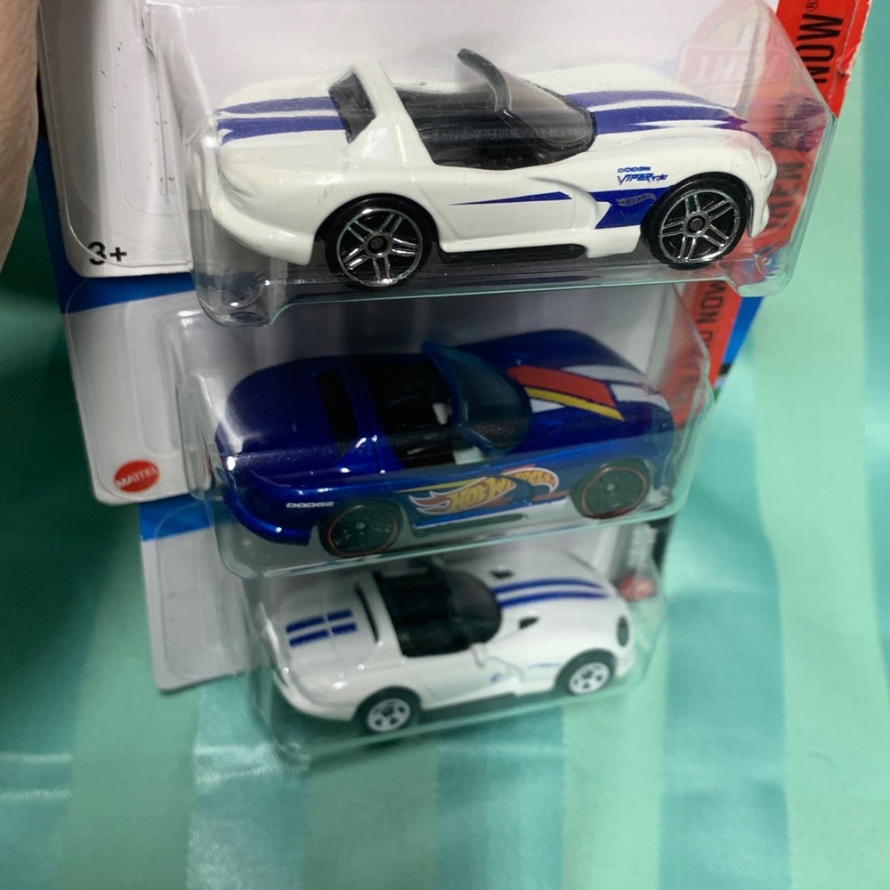 LOT~Dodge Viper RT/10 Set - including 92 Treasure Hunt Blue and White